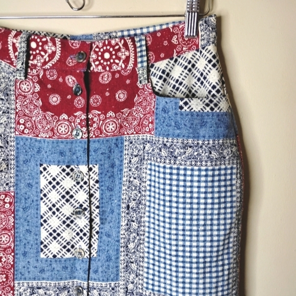 Vintage NY LINE 100% Silk Patchwork Bandana Mini Skirt - Picture 3 of 8